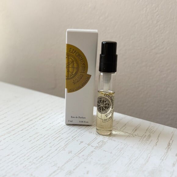 Etat Libre d'Orange Experimentum Crucis Eau De Parfum 2ml/0.06oz Sample New - Picture 3 of 3
